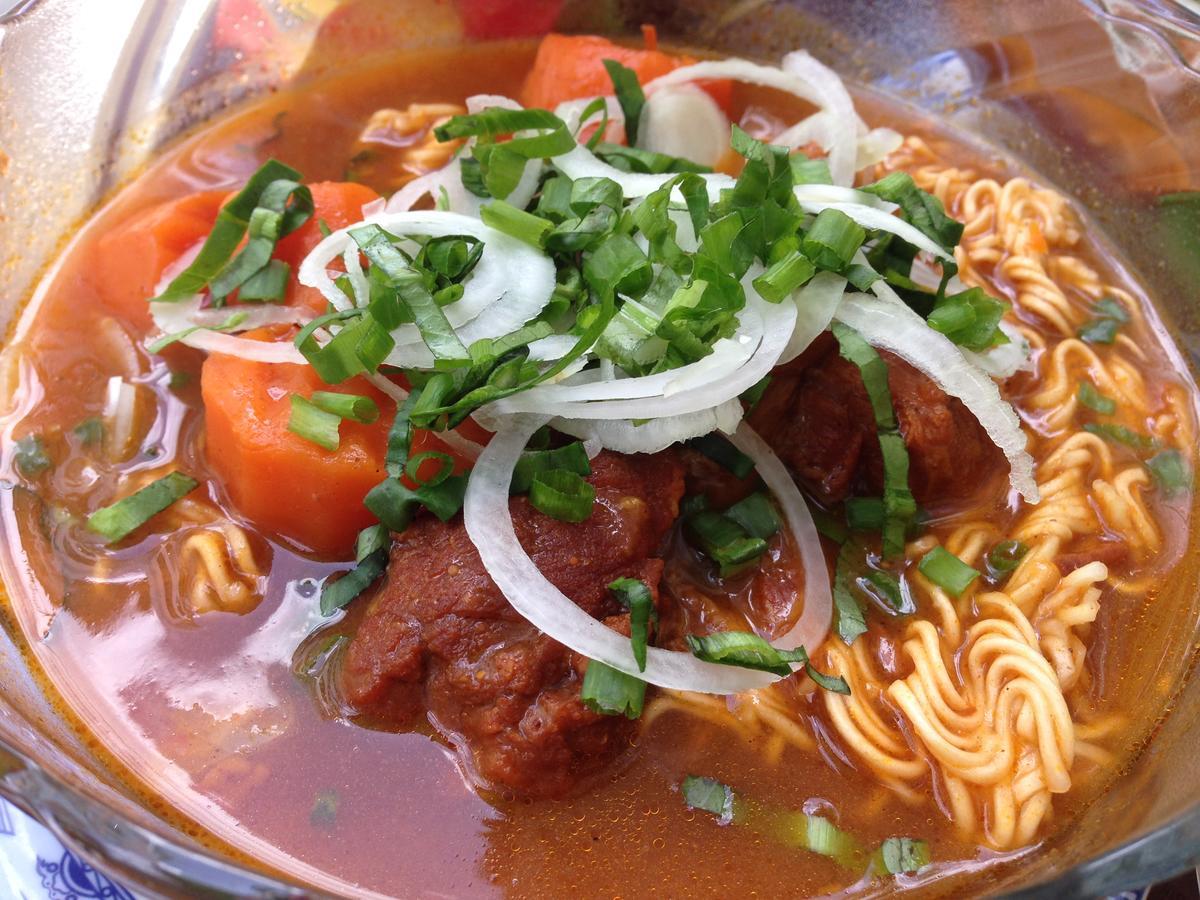 S Phuot Homestay - 3A Lam Son, Ward 2, Tan Binh District 胡志明市 外观 照片